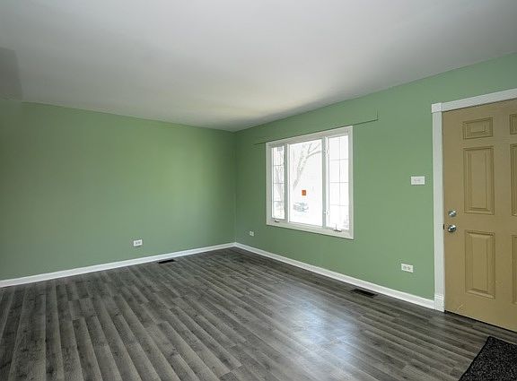 4th image of 22153 E Churchill Dr