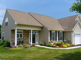 17 Summerlin Dr, Honey Brook, PA 19344