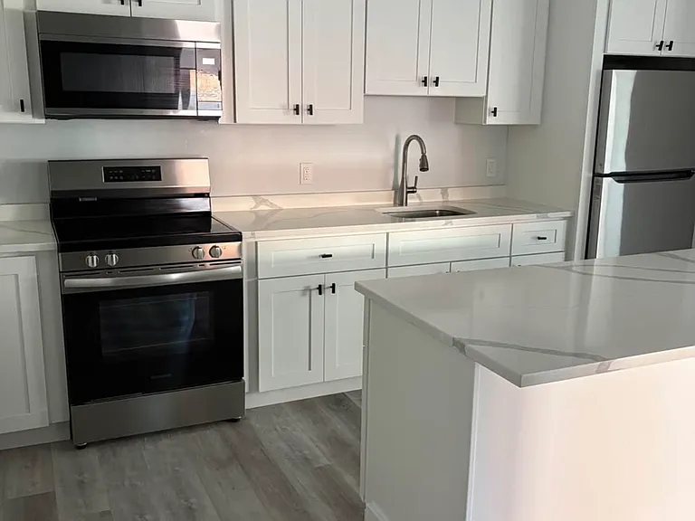 1 Lafayette Sq #102 — Photo 9