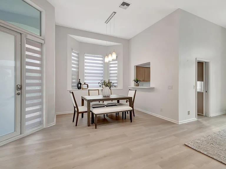 2213 NW 62nd Dr — Photo 11
