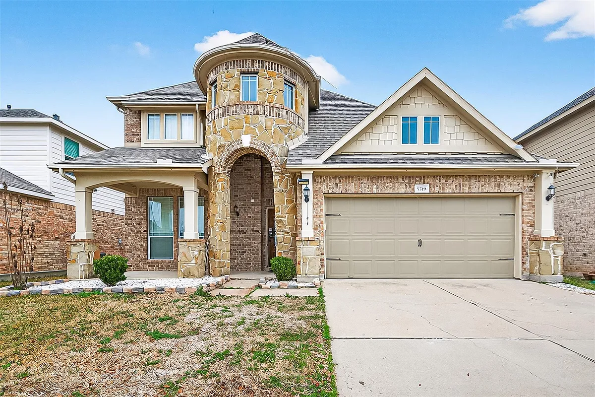 Building Photo - 5519 Jay Thrush Dr