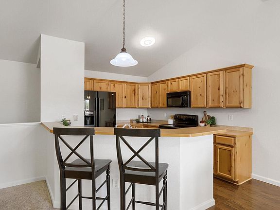 5th image of 8498 Pebble Ct