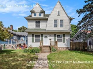 306 Ball Park Blvd NW, Grand Rapids, MI 49504