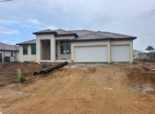 9364 Miami Cir, Port Charlotte, FL 33981