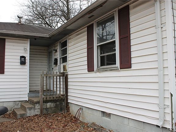 2nd image of 3400-02 Missouri Ave
