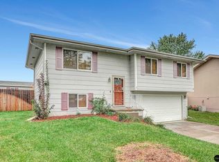 5041 W Partridge Ln, Lincoln, NE 68528