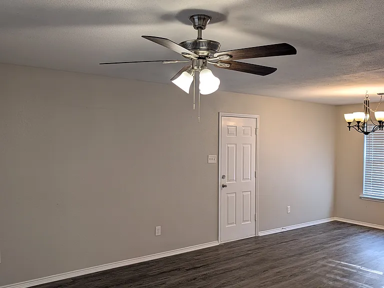 118 Westridge Dr — Photo 8