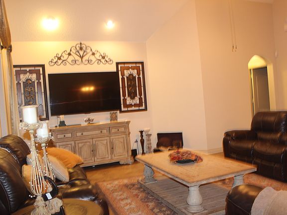 5th image of 119 Deerwood Dr