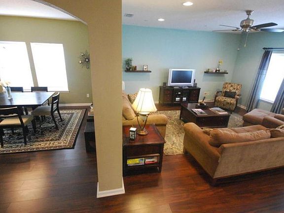 5th image of 250 Casa Sevilla Ave