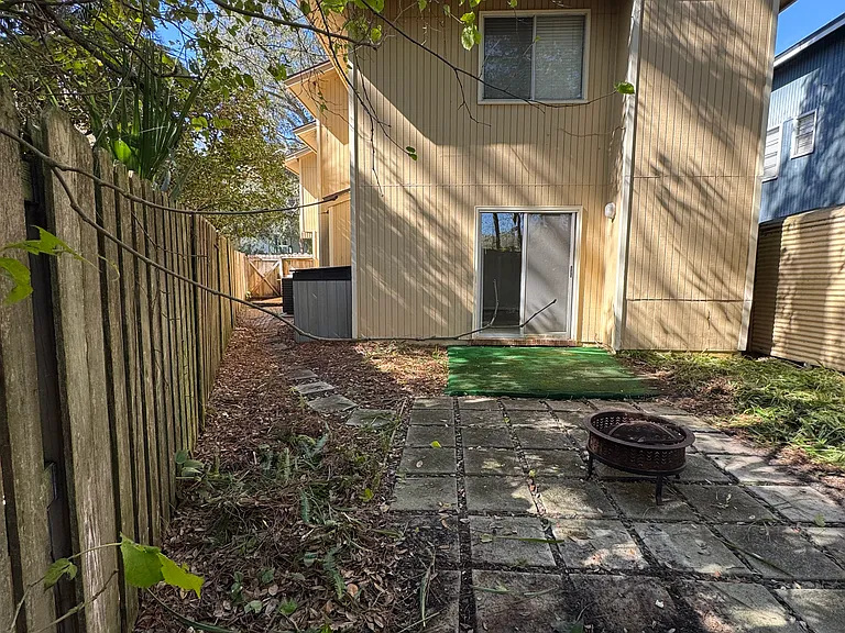 165 Sylvan Dr — Photo 15