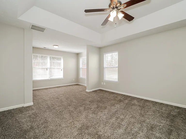 8416 Somerton Cir — Photo 7