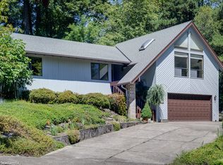 1405 SW Kari Ln, Portland, OR 97219