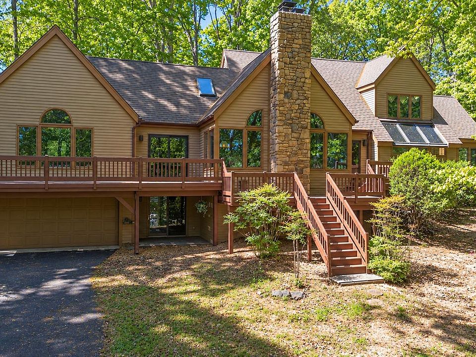 1st image of 54 Tara Cir