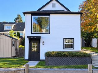 1645 Sylvan Gln, Keego Harbor, MI 48320