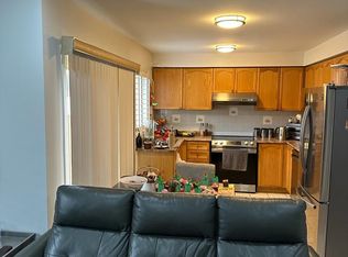 19 Hummingbird Dr, Toronto, ON M1X 1W8