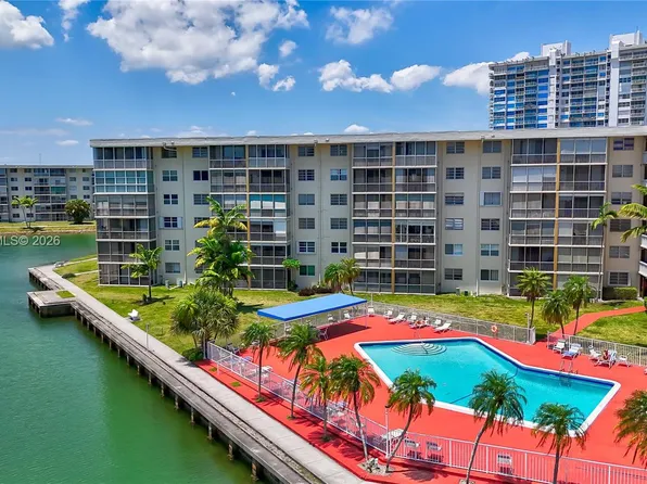 2851 Leonard Dr, Aventura, FL