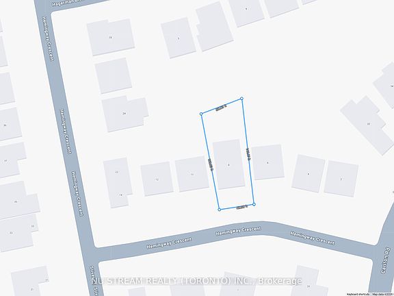 3rd image of 8 Hemingway Cres