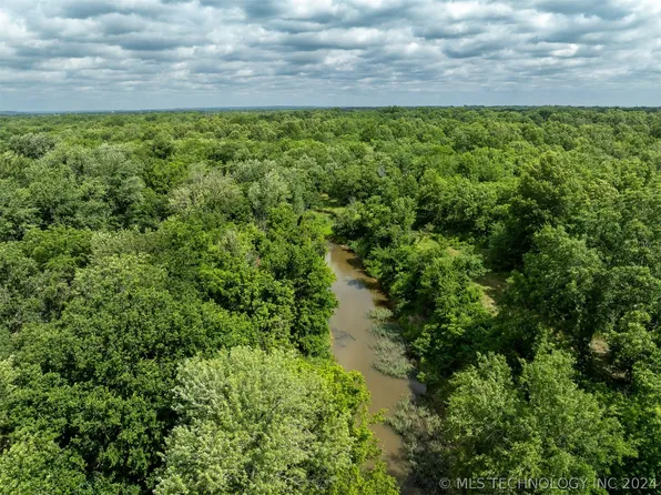 107 N Lewis Ave E, Sperry, OK 74073