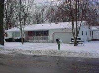 233 N Walker Rd, Muskegon, MI 49442