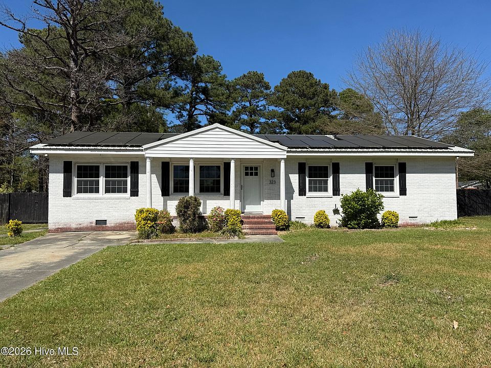 1st image of 323 Cardinal Road