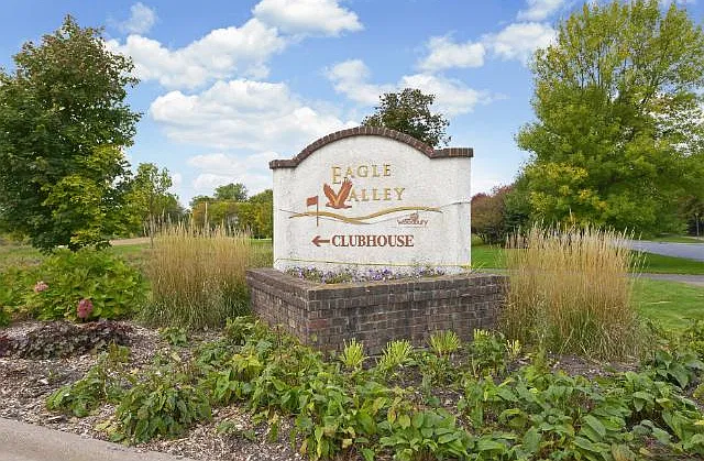 2 bed, 1.5 bath, 1500 sqft, $2,050 — Photo 1