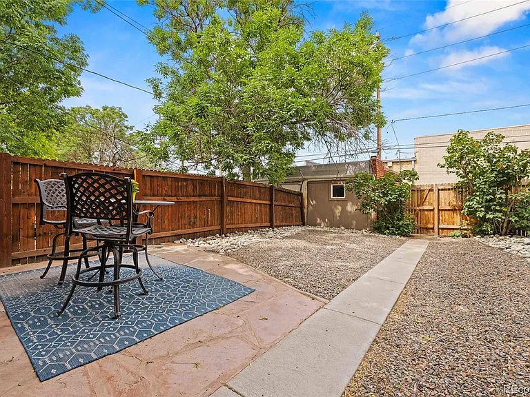 633 S Lincoln St — Photo 19