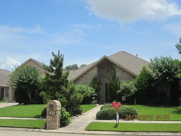 404 Primrose Ln, League City, TX 77573