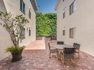 700 Westmount Dr APT 106, West Hollywood, CA 90069