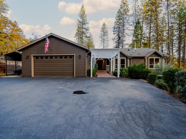 10461 Grandpas Pl, Grass Valley, CA 95949
