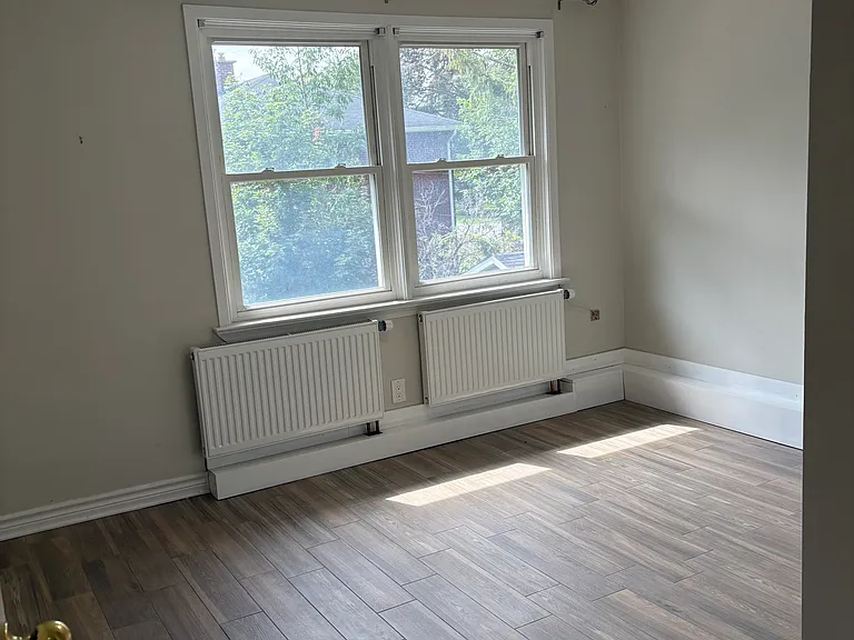 296 Woodroffe Ave #3 — Photo 7