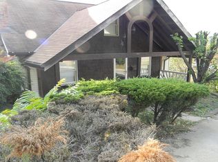 204 Weavertown Rd, Canonsburg, PA 15317