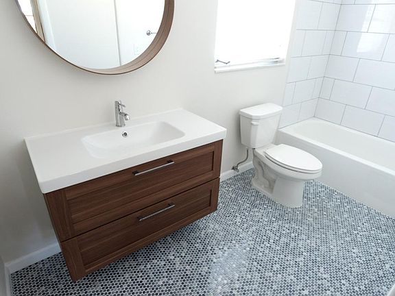 Bathroom (!!)