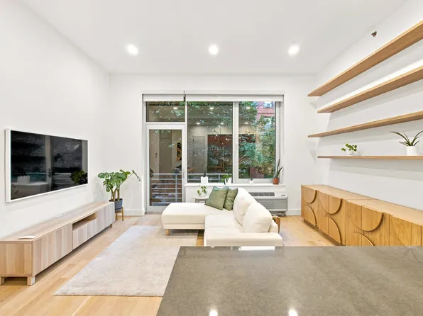 42 Duffield Street image 1 of 18