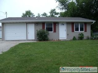 117 Waupun Ave, Friesland, WI 53935
