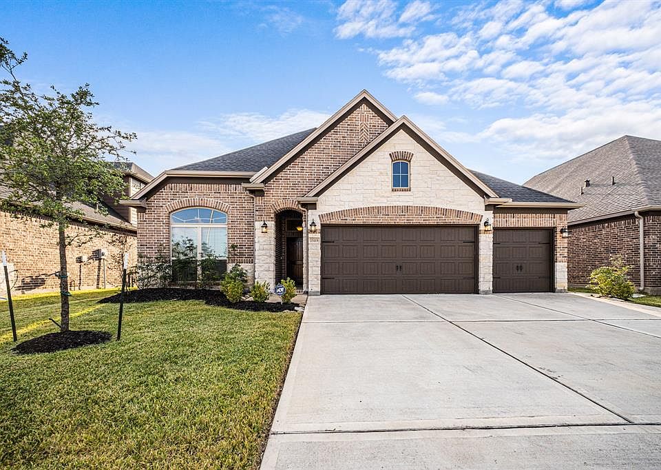 1st image of 15119 Flintridge Lake Ln