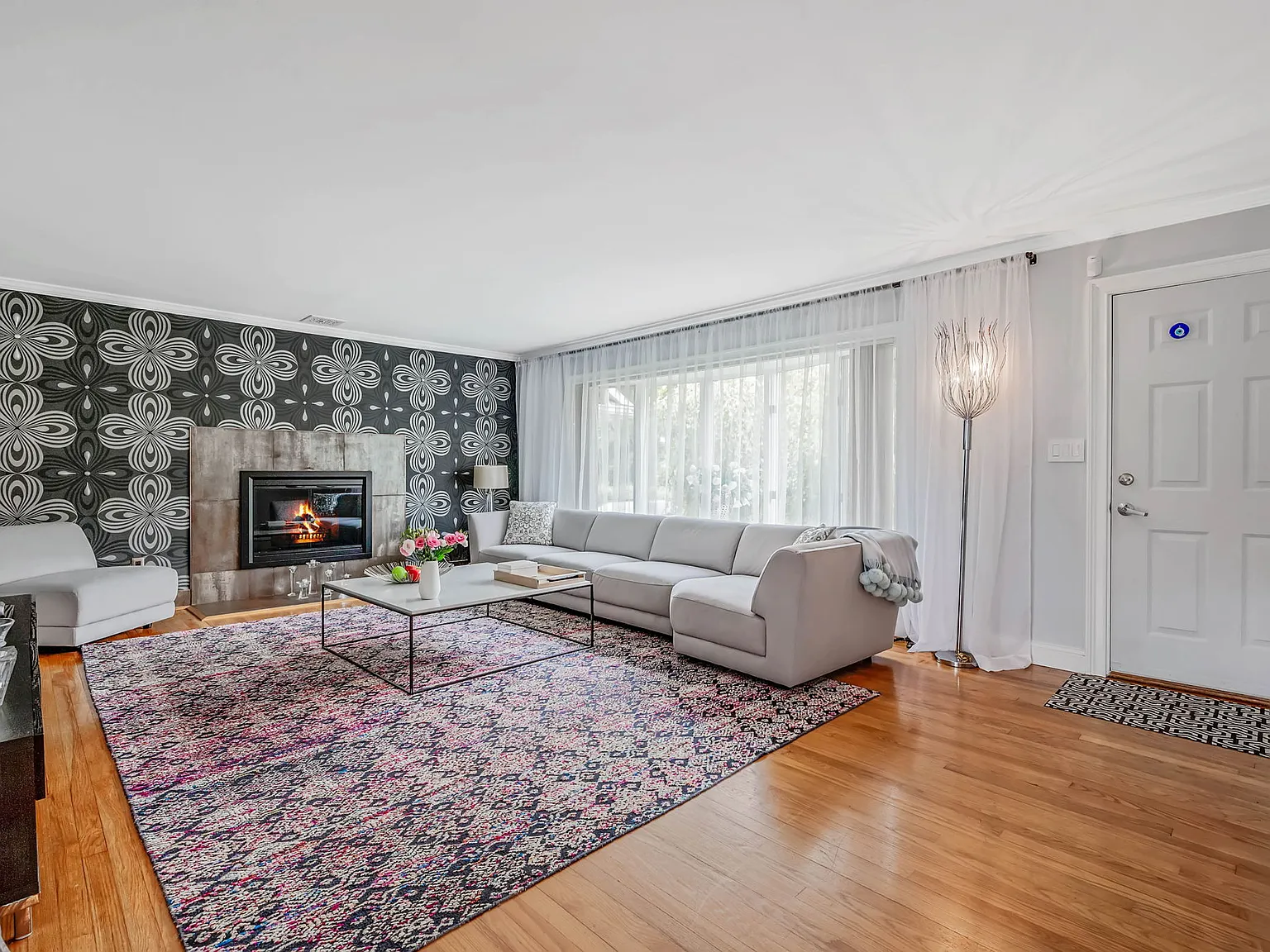 Year Round Rental On Whitebrook Dr — Photo 2