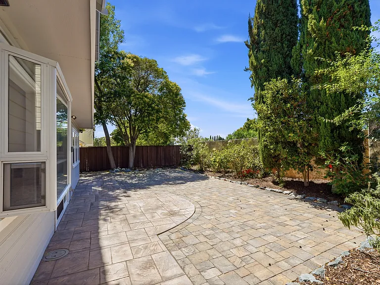 1517 David Ln — Photo 42
