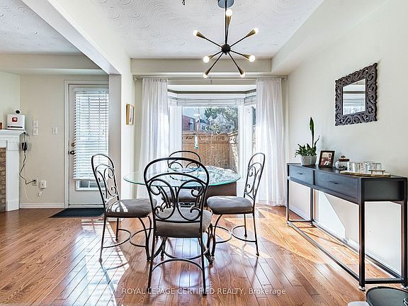 4th image of 255 Mount Albion Rd #7