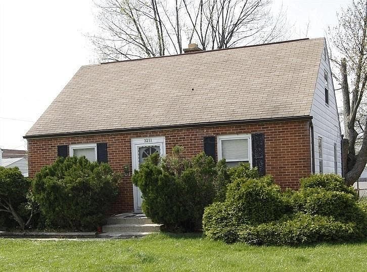 1st image of 3211 Oaklawn St