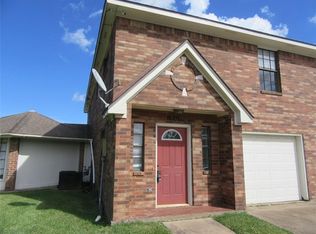 8001 Catalpa St, Texas City, TX 77591