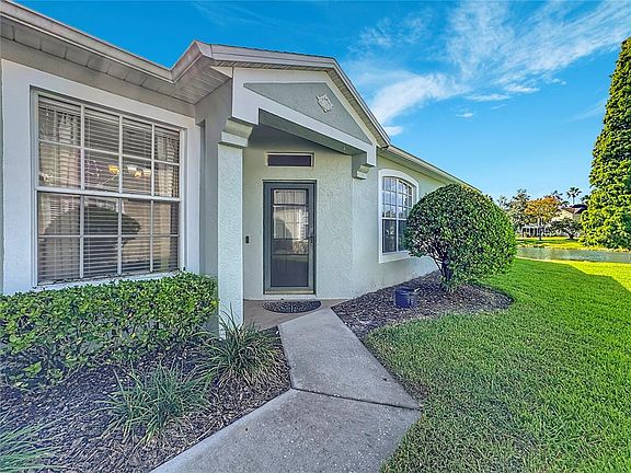 3rd image of 5743 HERONPARK PLACE