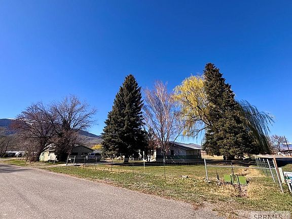5th image of 1 W Ute Rd