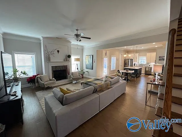 101 Willow Lake Cir SW — Photo 7