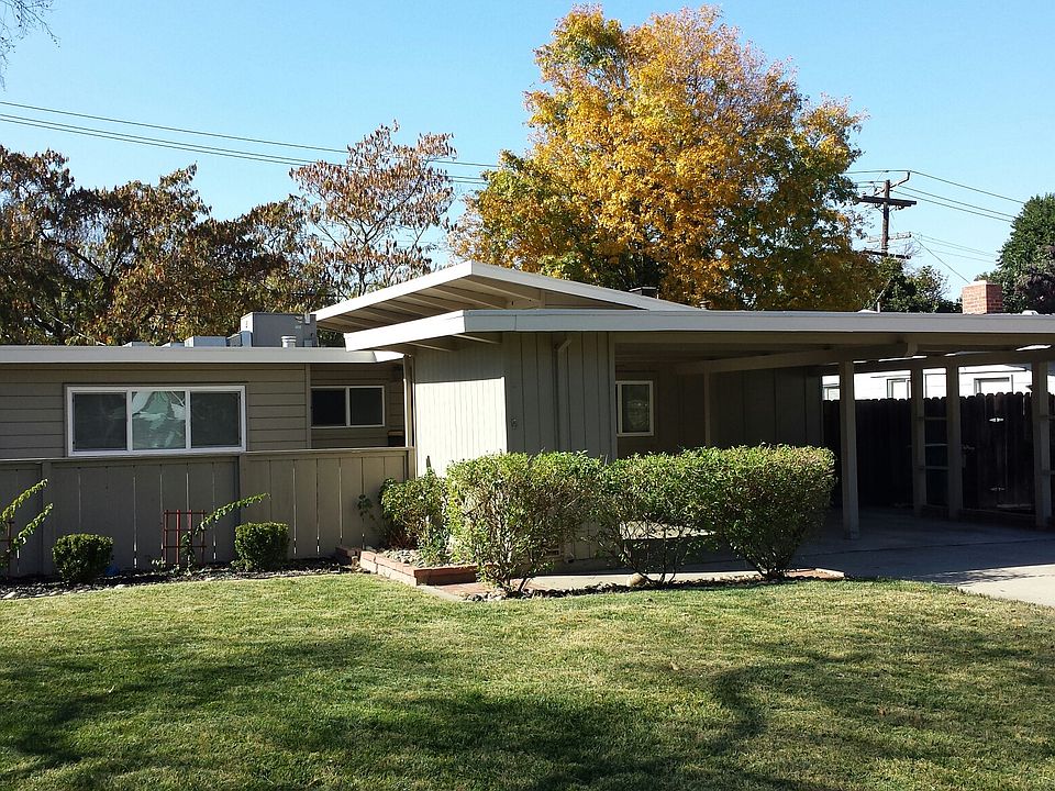 1st image of 6105 N Williamsburg Pl