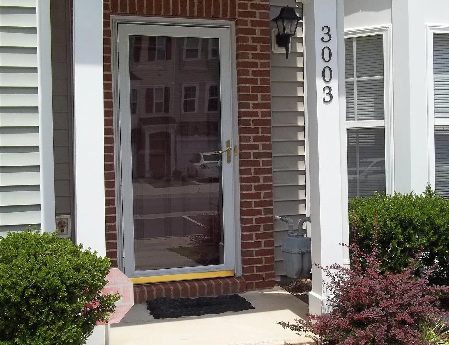 2 bed, 2.5 bath, 1238 sqft, $1,695 — Photo 2
