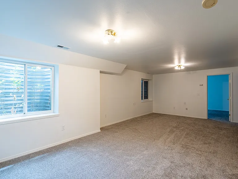6431 Gemfield Dr — Photo 21