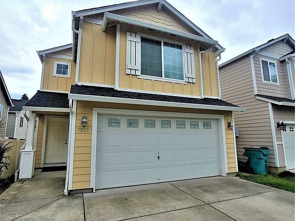 2nd image of 7027 NE 56th St