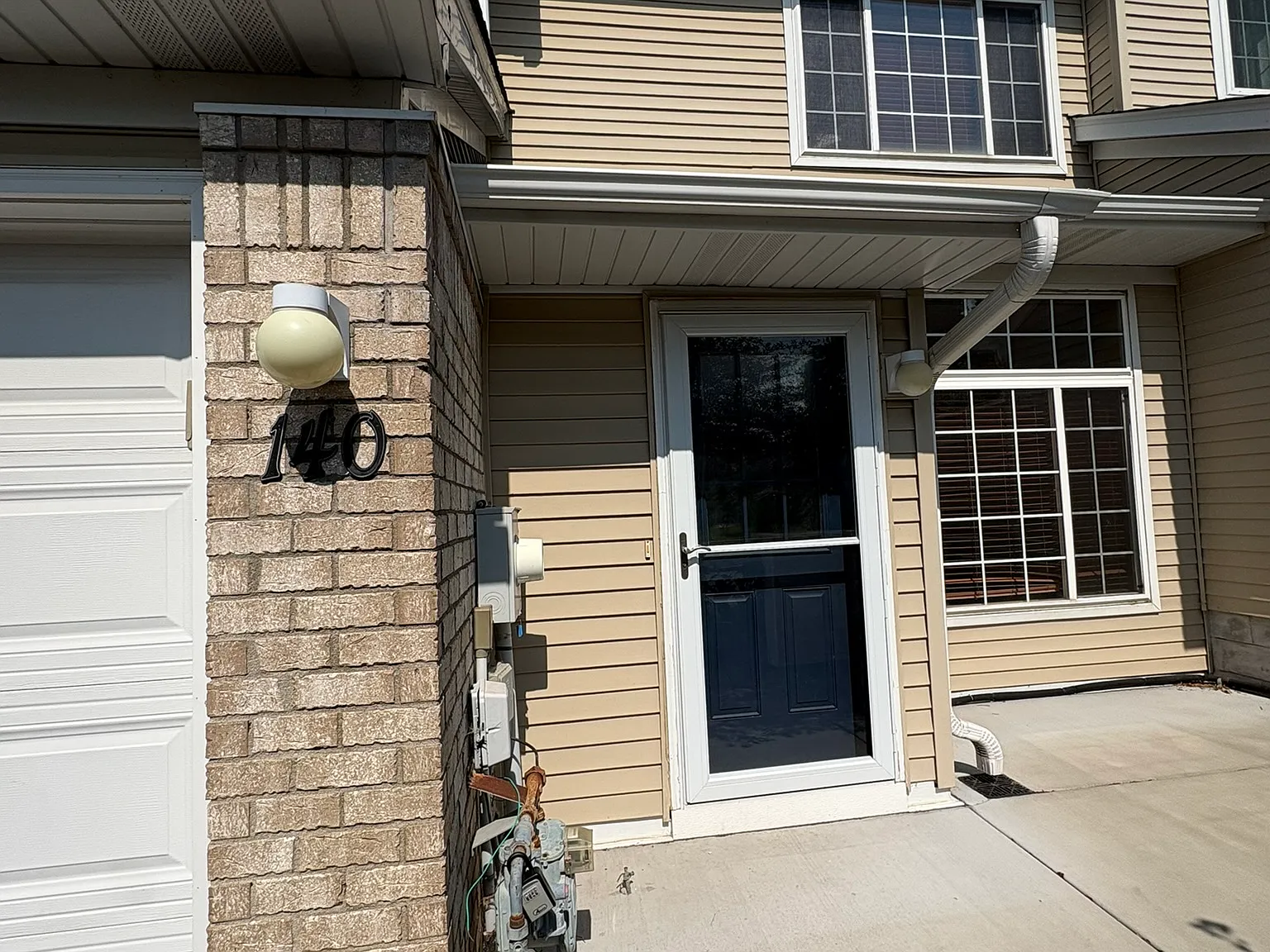2200 Ranchview Ln N — Photo 1