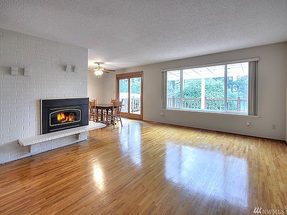 3rd image of 7506 Agate Dr SW