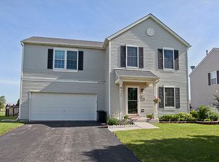 6111 Smokey Ridge Dr, Plainfield, IL 60586